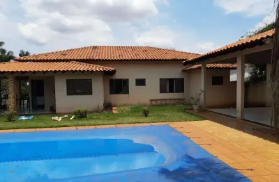 Chácara à venda em marialva  conforto, espaço e lazer completo!
 localização: marialva  pr