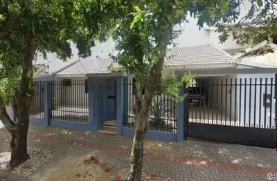 Casa com 3 quartos à venda na Rua Cuba, Parque Residencial Tuiuti, Maringá
