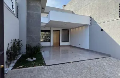 Casa com 3 quartos à venda na rua vereador josé mário hauari, 584, jardim monte rei, maringá, 87 m2 por r$ 520.000