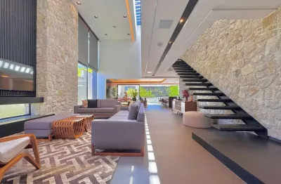 Casa em condomínio fechado com 4 quartos à venda na Avenida Piraíba, Centro Comercial Jubran, Barueri