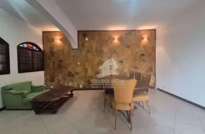 Casa duplex com terraço para alugar de 4 quartos, 200m² por r$3.800 em vila isabel - rio de janeiro / rj.