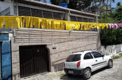 Vendo ótima casa na cidade alta olinda ( a melhor casa da rua)