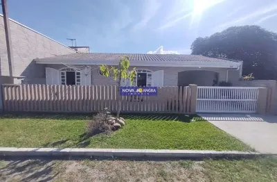 Casa com piscina proxima do mar - pontal do paraná - pr