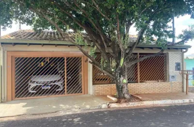 Casa para Venda em Campo Grande, Coophafé, 3 dormitórios, 1 suíte, 3 banheiros, 1 vaga