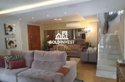 Casa semi mobiliada com 4 dormitórios, sendo 1 suíte master e acabamento em alto padrão no souza cruz, brusque!