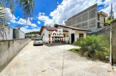 Casa com amplo terreno e 3 quartos no loteamento lagoa dourada bairro souza cruz