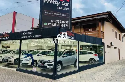 Sala comercial, galpão e 2 apartamentos num só lugar!!!