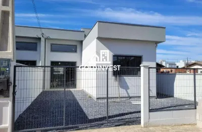 Casa com 3 quartos sendo 1 suíte no bairro pomerânia