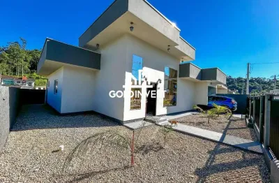 Casa com 3 quartos (sendo uma suite e uma demi) em um condominio na guabiruba