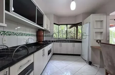Casa com 3 quartos (sendo 1 suite) muito bem localizado na são pedro
