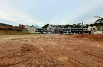 Amplo terreno em loteamento residencial a poucos minutos do centro de brusque!