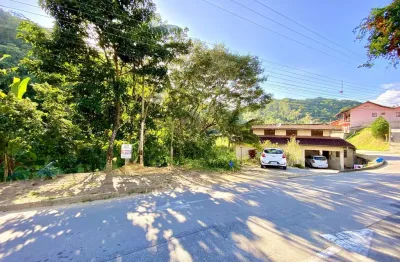 Terreno com 769 m² no centro de brusque ótima localização com escritura (pode ser financiado)