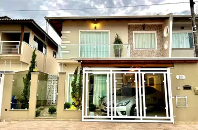 Casa com 114 m². 3 quartos no bairro murta a 6,8 km do centro de itajai