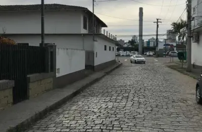 Casa à venda, 2 quartos, 2 vagas, centro ii - brusque/sc