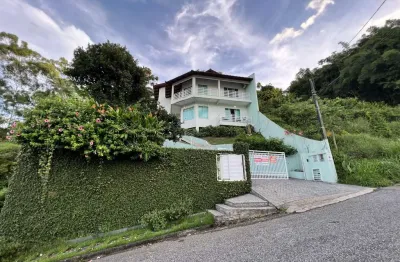 Casa à venda, 2 quartos, 1 suíte, 2 vagas, centro - brusque/sc