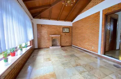 Casa à venda, 8 quartos, 4 suítes, 3 vagas, centro - guabiruba/sc