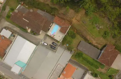 Grande área no centro de brusque com mais de 3.400 m² próximo a havan, ponto comercial