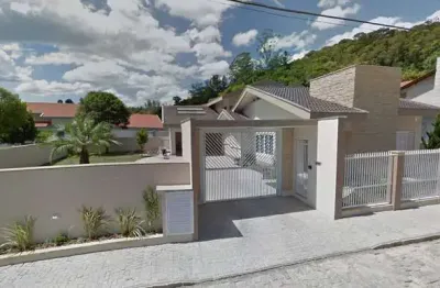 Casa à venda, 4 quartos, 2 suítes, 2 vagas, azambuja - brusque/sc