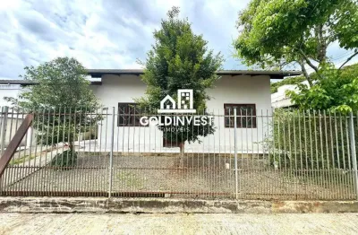 Casa solta com 3 quartos em terreno de 300m² no bairro limoeiro em brusque/itajaí