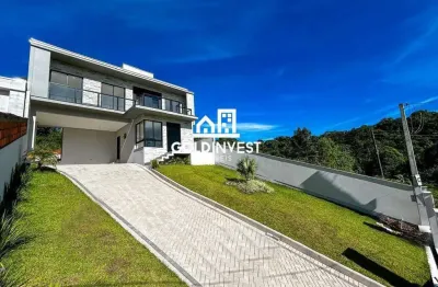 Casa com 3 quartos (1 suíite) de alto padrão no bairro primeiro de maio próximo ao centro