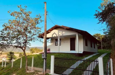 Oportunidade incrível! casa solta no bairro dom joaquim com 3 quartos| dom joaquim