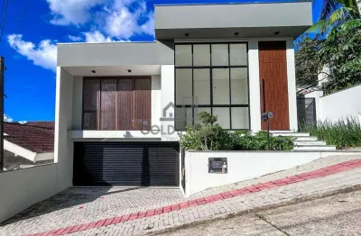 Casa com alto padrão de acabamento com 3 quartos no bairro são pedro próximo a prefeitura