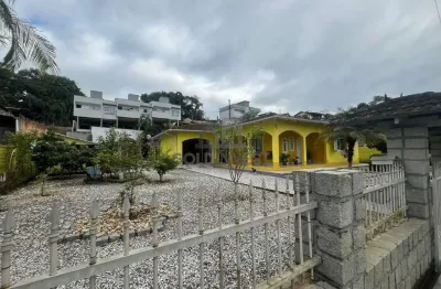 Casa com 4 quartos à venda no Dom Joaquim, Brusque 