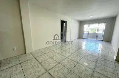 Apartamento amplo com 3 quartos sendo 1 suite no centro de brusque