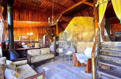 Sitio a venda em canelinha com 5.900m2 com piscina - 40km de brusque 1h de viagem