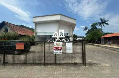 Sala comercial com 250m² no bairro santa terezinha!!!