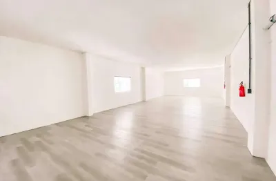 Galpão para fins industriais ou comerciais localizado no centro da cidade de brusque!