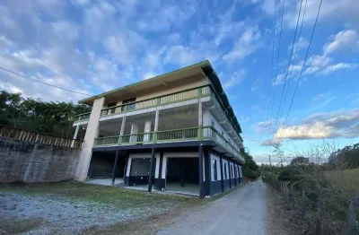 Galpão comercial/residencial para locação na volta grande-brusque!!