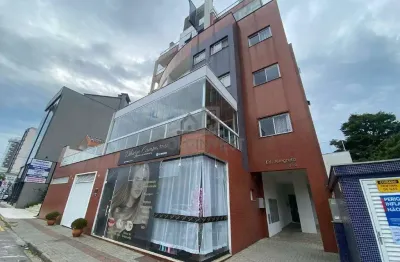 Apartamento com 3 quartos para alugar no Centro I, Brusque 