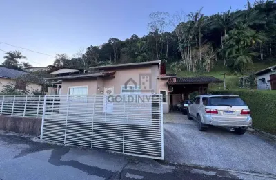 Casa com 3 quartos para alugar no Guarani, Brusque 