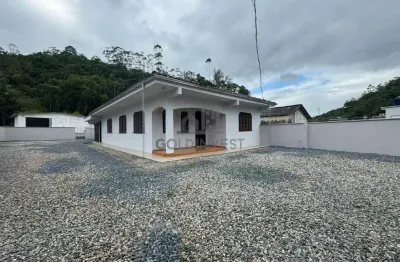 Casa com 3 quartos para alugar no Primeiro de Maio, Brusque 