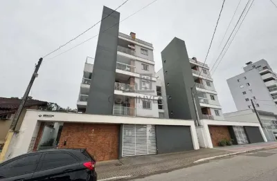 Apartamento com 2 quartos para alugar no Steffen, Brusque 