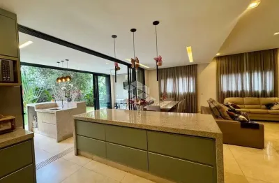 Sobrado em condominio  bella cittá- 3 suites -4 vagas