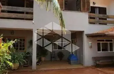 Sobrado á venda no parque dos lagos , 3 quartos, sendo 1 suíte, 4 vagas