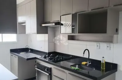 Apartamento parque das árvores, 02 dormitórios quase todo mobiliado
