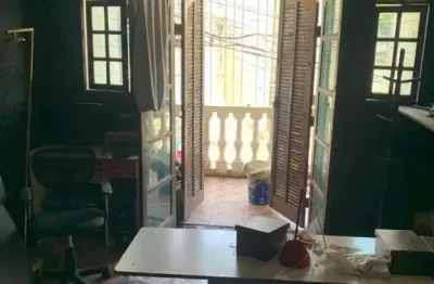 Casa com 3 quartos à venda na Rua João Estevão da Silva, Taipas, São Paulo, 120 m2 por R$ 300.000