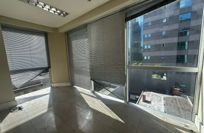 Sala comercial para alugar na rua dom pedro ii, 891, higienópolis, porto alegre por r$ 2.000