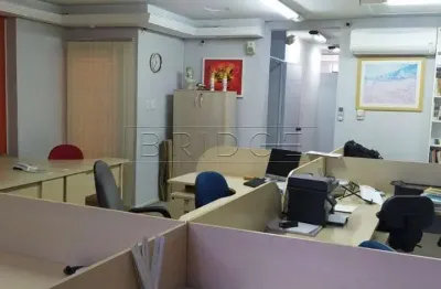 Sala comercial para alugar na rua felicíssimo de azevedo, 53, são joão, porto alegre por r$ 3.800