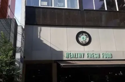 Sala comercial com 7 salas para alugar na rua vinte e quatro de outubro, 507, moinhos de vento, porto alegre por r$ 1.500