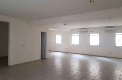 Sala comercial com 3 salas para alugar na rua mostardeiro, 464, moinhos de vento, porto alegre por r$ 3.500
