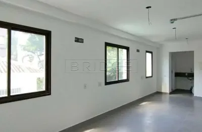 Sala comercial com 1 sala para alugar na rua coronel paulino teixeira, 400, rio branco, porto alegre por r$ 2.000