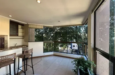 Apartamento com 3 quartos para alugar na rua doutor freire alemão, 351, mont serrat, porto alegre por r$ 5.500