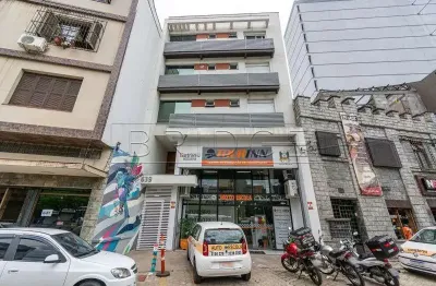 Apartamento com 1 quarto para alugar na rua sarmento leite, 639, cidade baixa, porto alegre por r$ 2.200