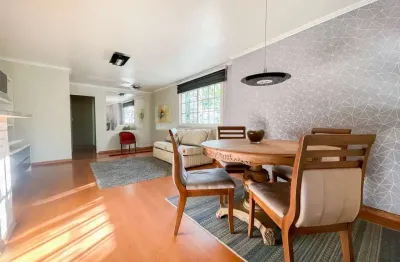 Casa em condomínio fechado com 3 quartos para alugar na rua carazinho, 451, petrópolis, porto alegre por r$ 4.600