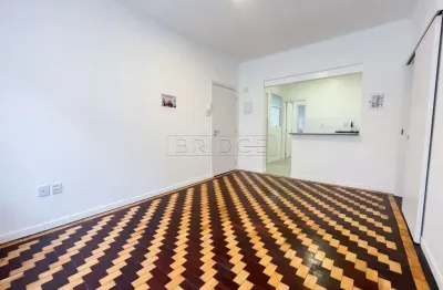Apartamento com 2 quartos para alugar na rua castro alves, 1073, rio branco, porto alegre por r$ 3.150