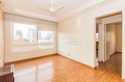 Apartamento com 2 quartos para alugar na rua doutor timóteo, 416, floresta, porto alegre por r$ 3.500